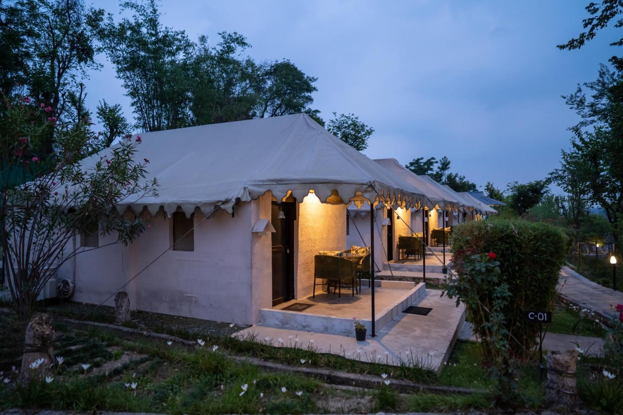 Dev Bhoomi Farms & Cottages Dharamshala Exterior foto