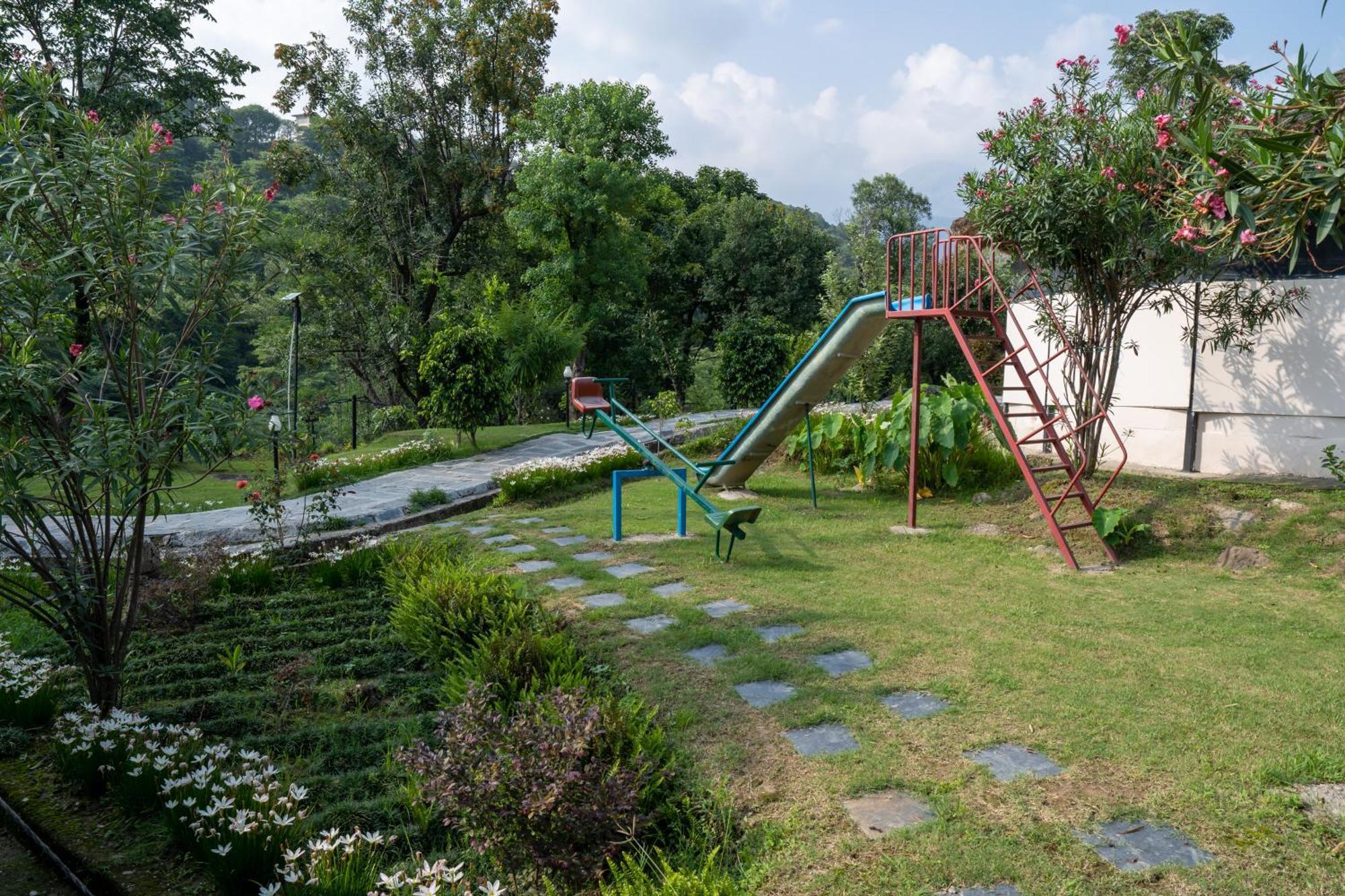 Dev Bhoomi Farms & Cottages Dharamshala Exterior foto